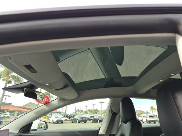 Used 2021 Tesla Model 3 Standard Range Plus RWD image 15