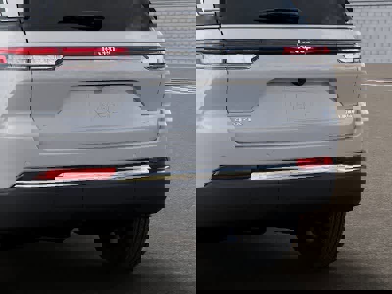 New 2026 Jeep Grand Cherokee Limited image 13