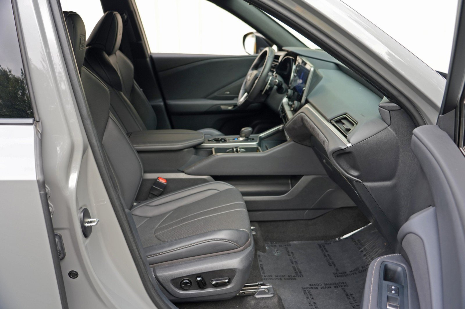 Used 2024 Lexus TX 500h AWD image 15