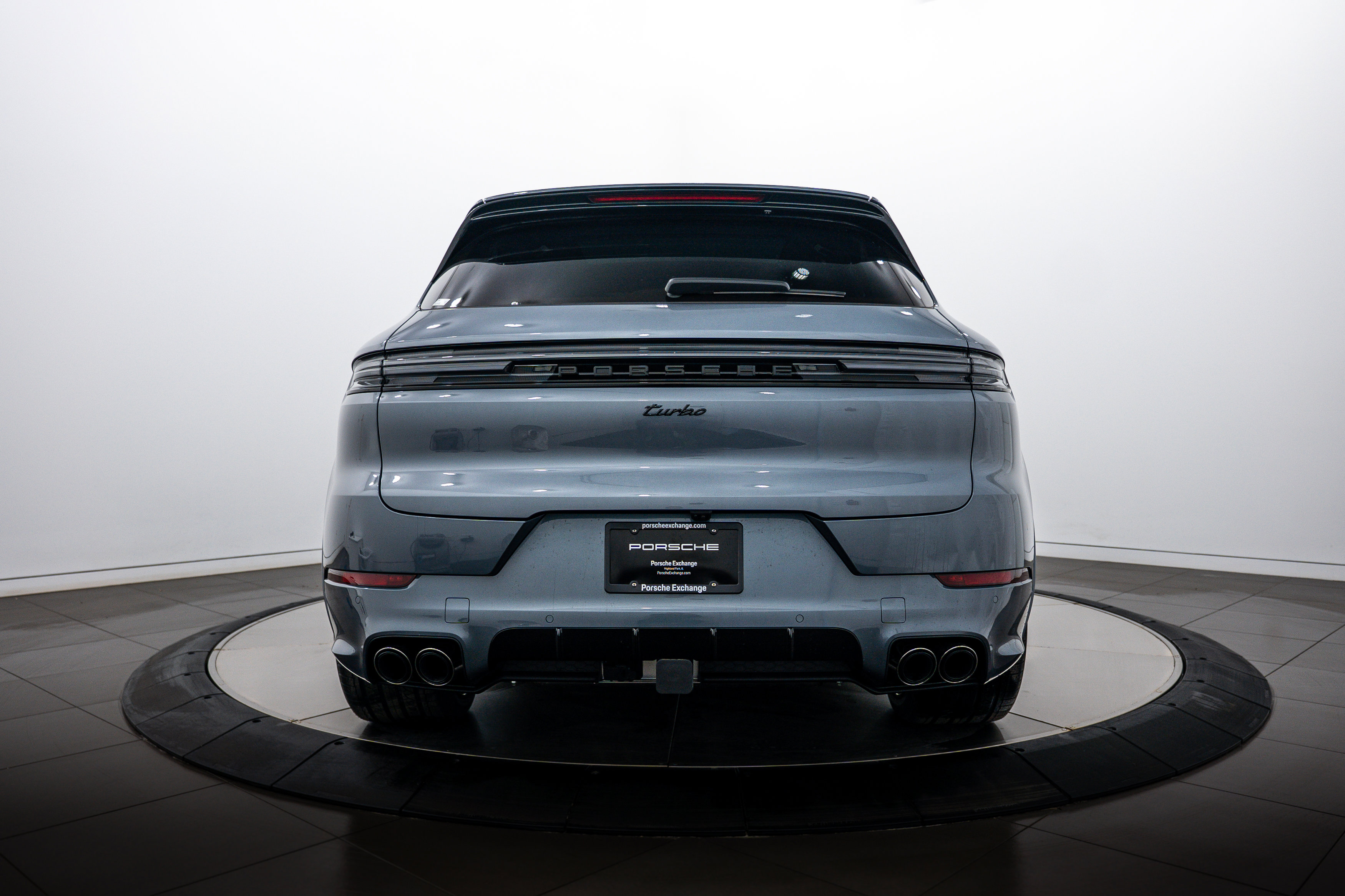 New 2026 Porsche Cayenne Turbo AWD/4WD image 6