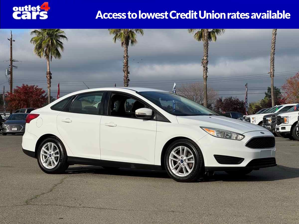 Used 2017 Ford Focus SE image 1