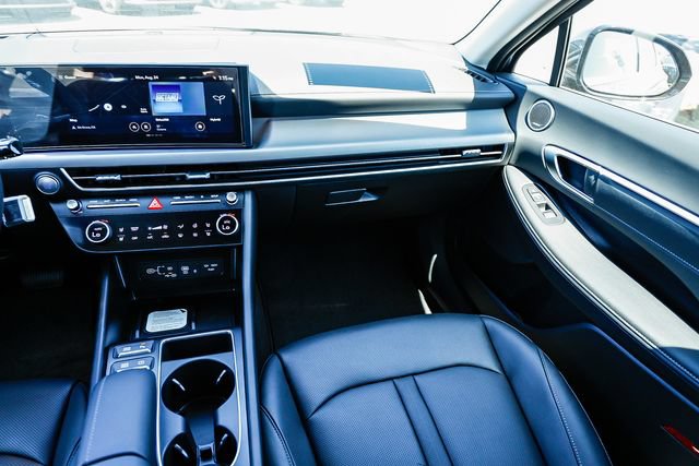 New 2026 Hyundai Sonata Limited FWD image 18
