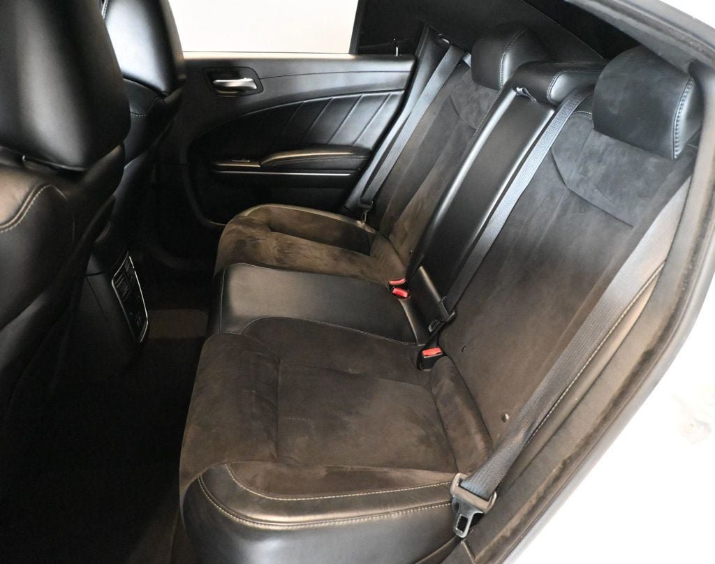 Used 2019 Dodge Charger R/T w/ Plus Group RWD image 16