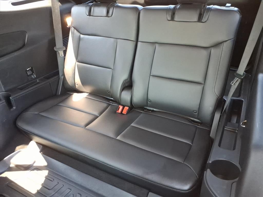 Used 2023 Ford Explorer Limited AWD/4WD image 14