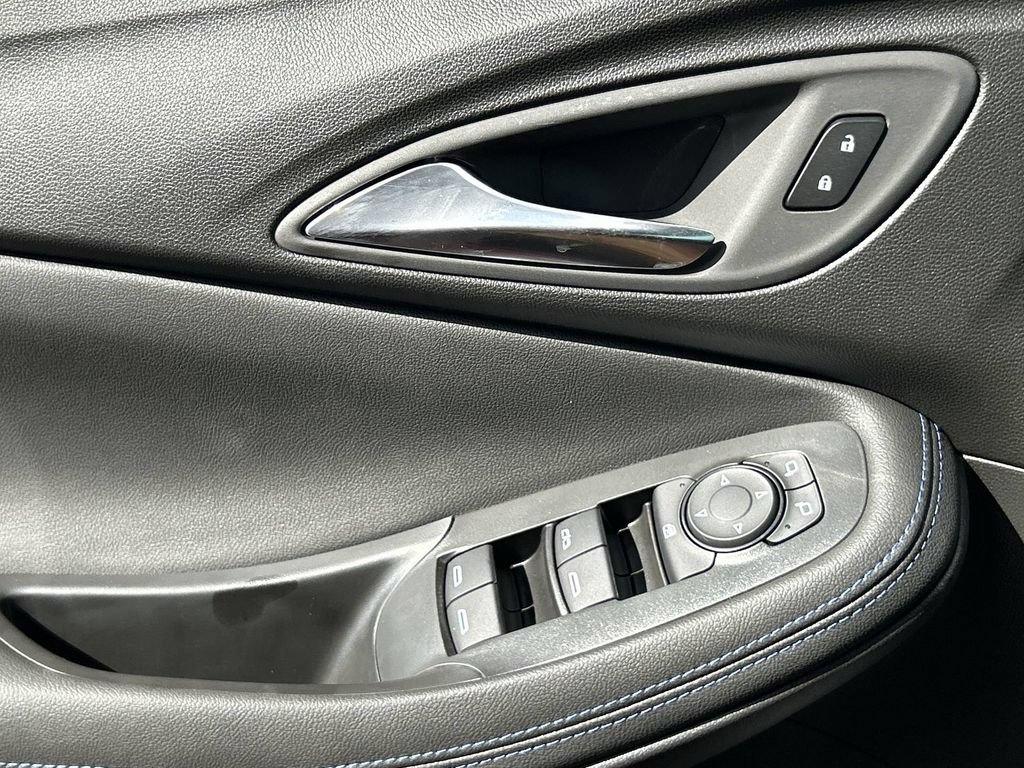 New 2026 Buick Encore GX Sport Touring FWD image 23