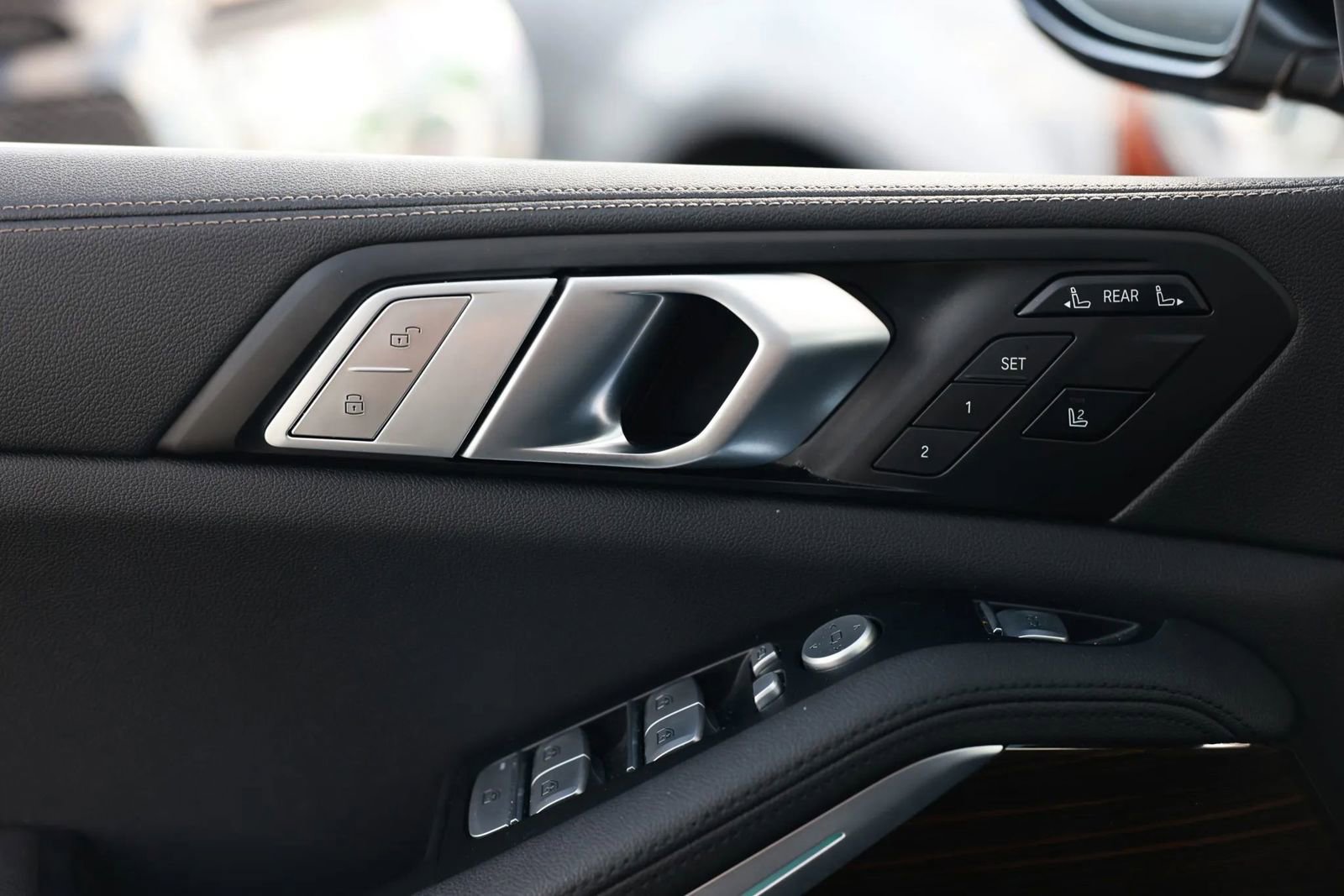 Used 2020 BMW X7 xDrive40i w/ Cold Weather Package image 58