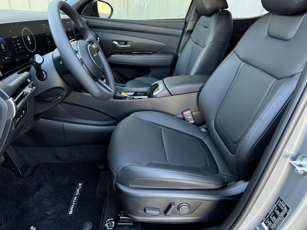 Certified 2025 Hyundai Santa Cruz SEL image 9