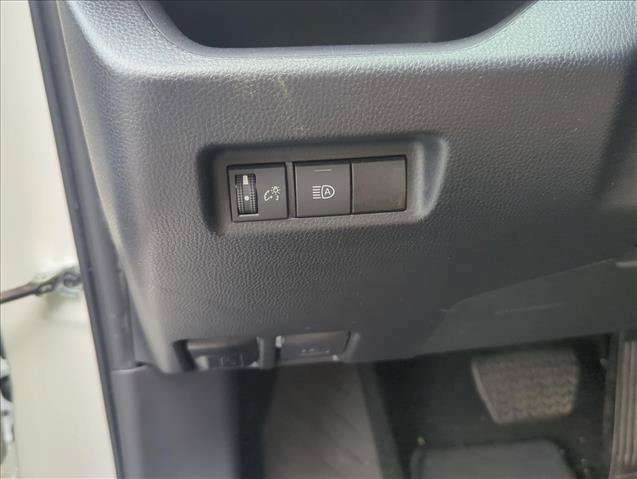 Certified 2024 Toyota RAV4 LE AWD/4WD image 11