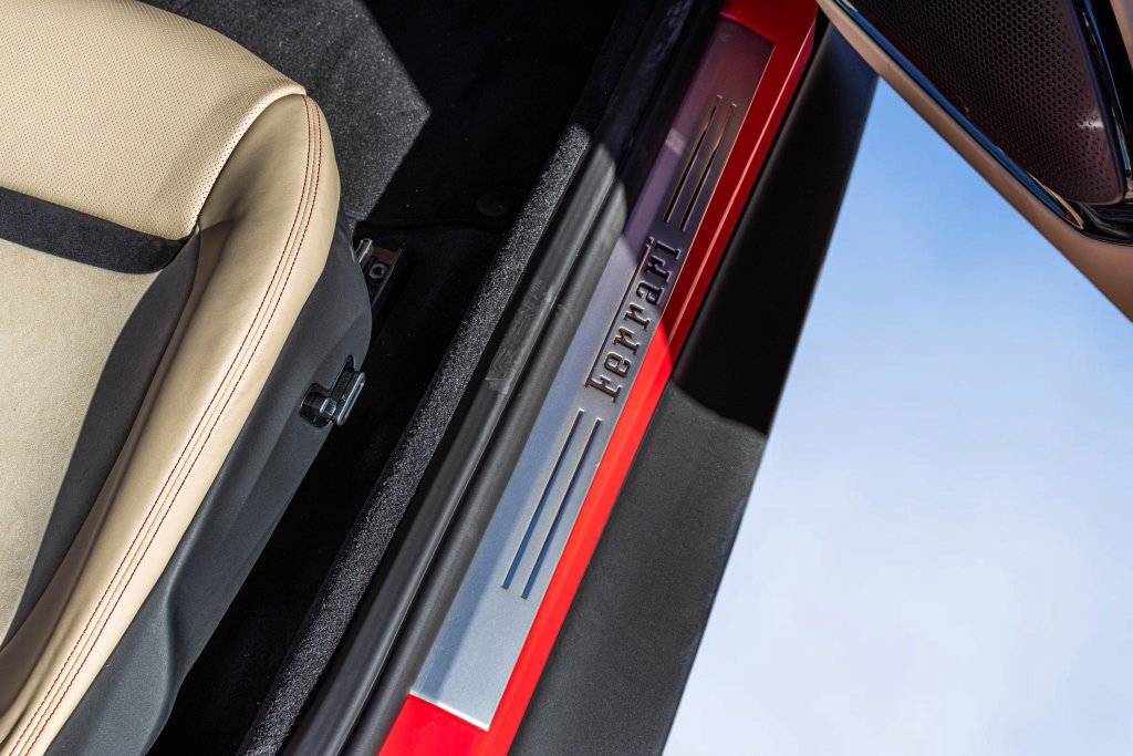 Certified 2025 Ferrari Roma Spider RWD image 50
