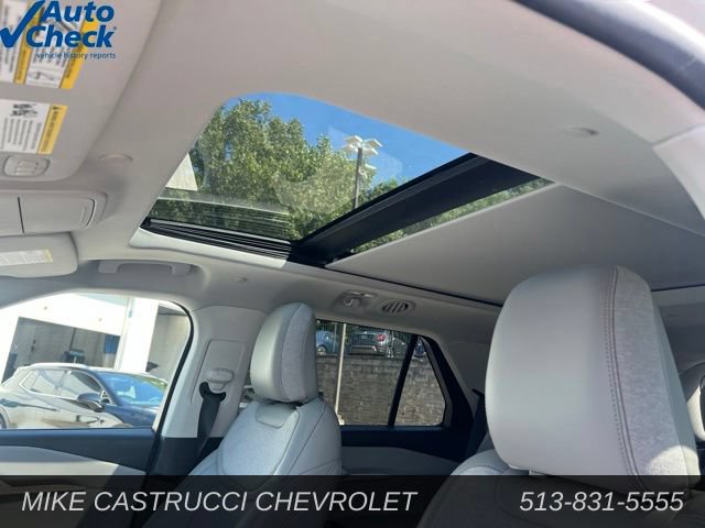 Used 2025 Ford Explorer Active w/ Active Comfort Package AWD/4WD image 7