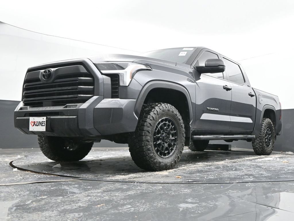 Used 2025 Toyota Tundra SR5 image 42