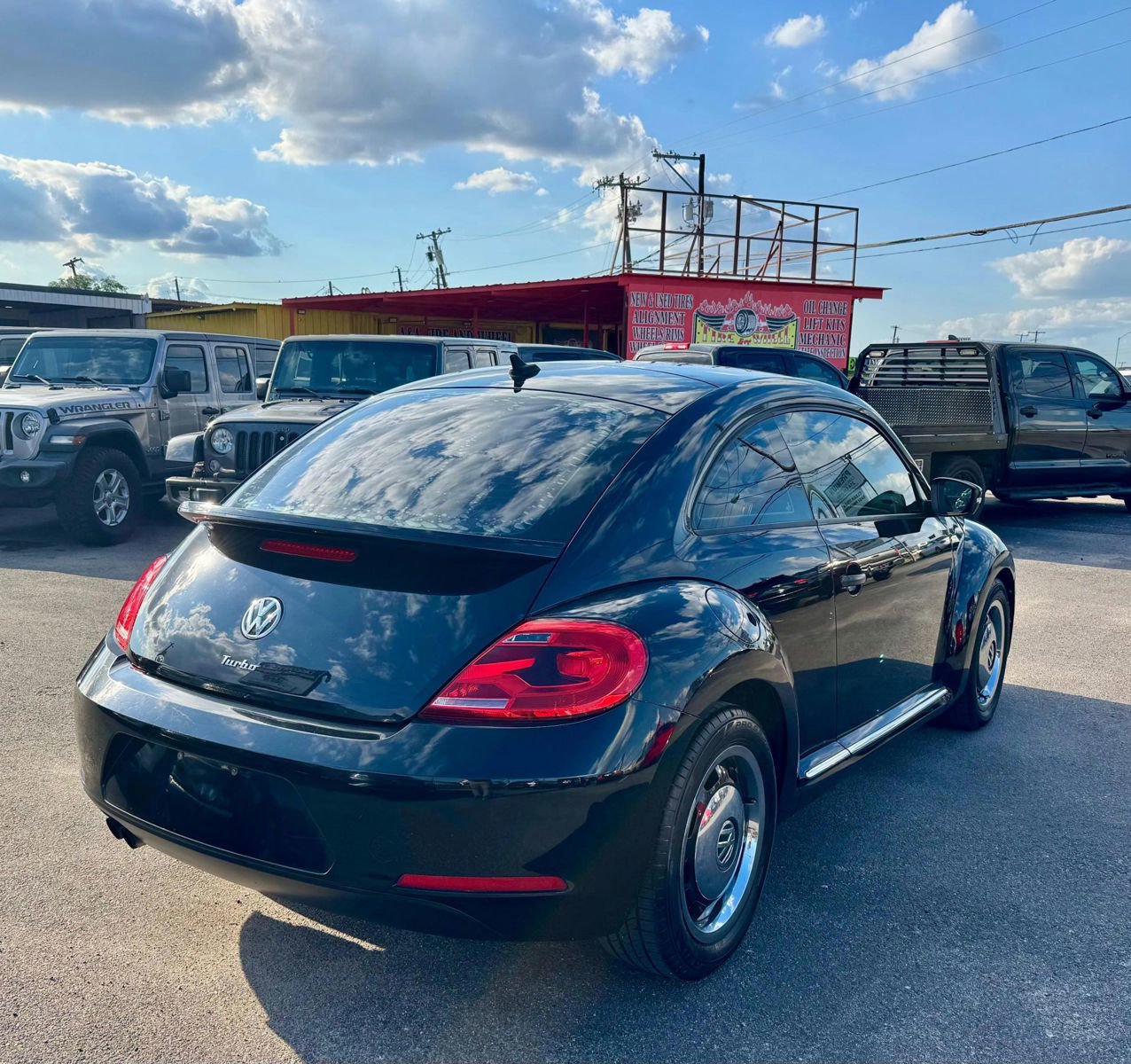 Used 2016 Volkswagen Beetle 1.8T S FWD image 4
