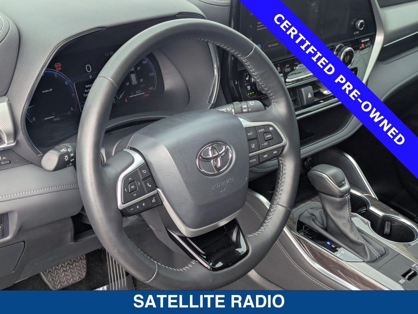 Used 2024 Toyota Highlander Platinum FWD image 24