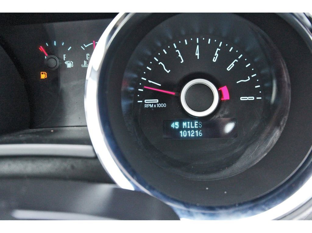 Used 2014 Ford Mustang Coupe image 14