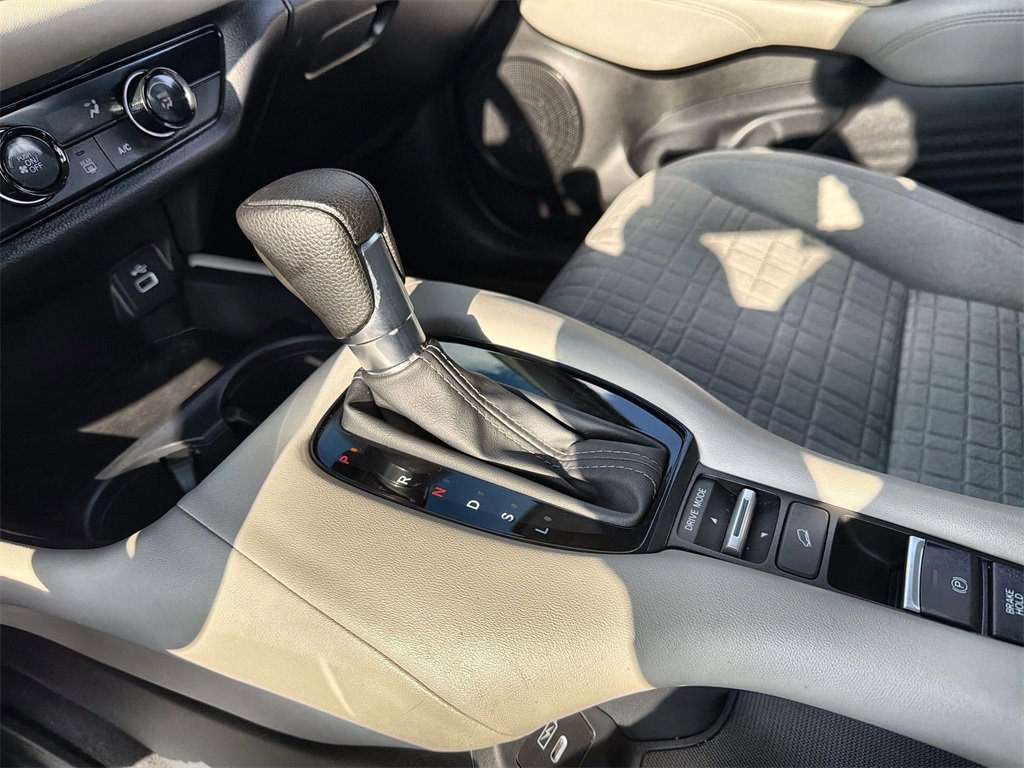 Used 2024 Honda HR-V LX image 20