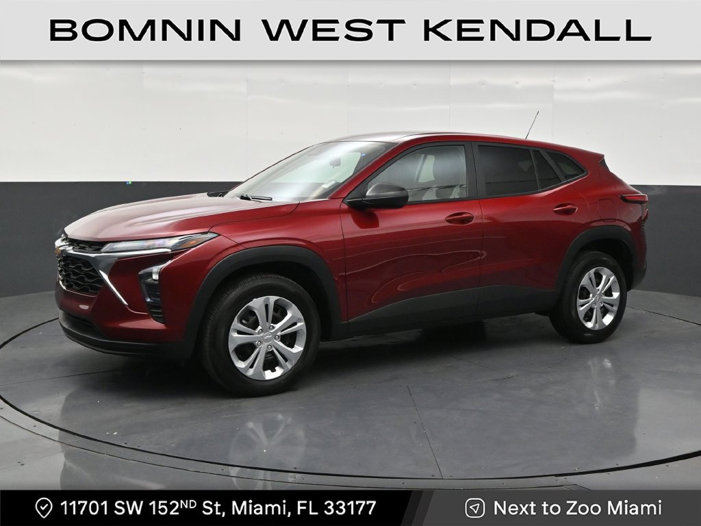 Used 2025 Chevrolet Trax LS