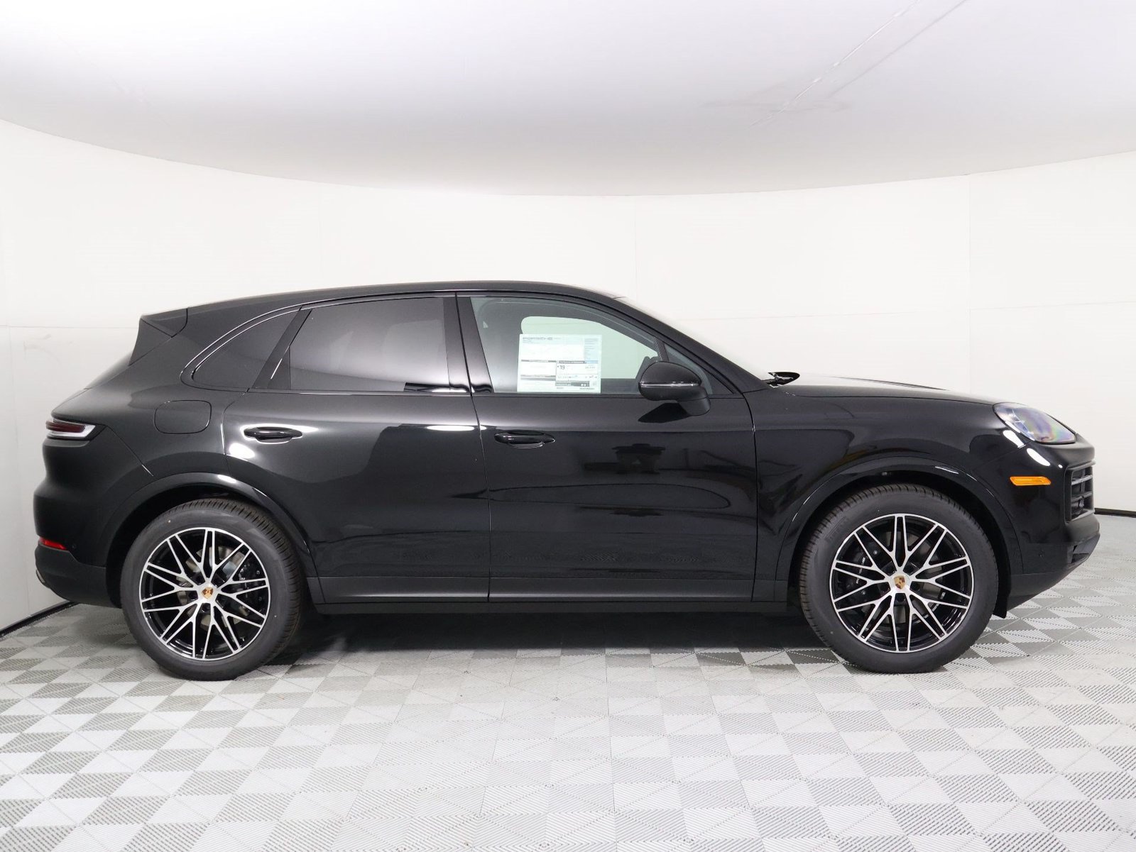 New 2026 Porsche Cayenne AWD/4WD image 8