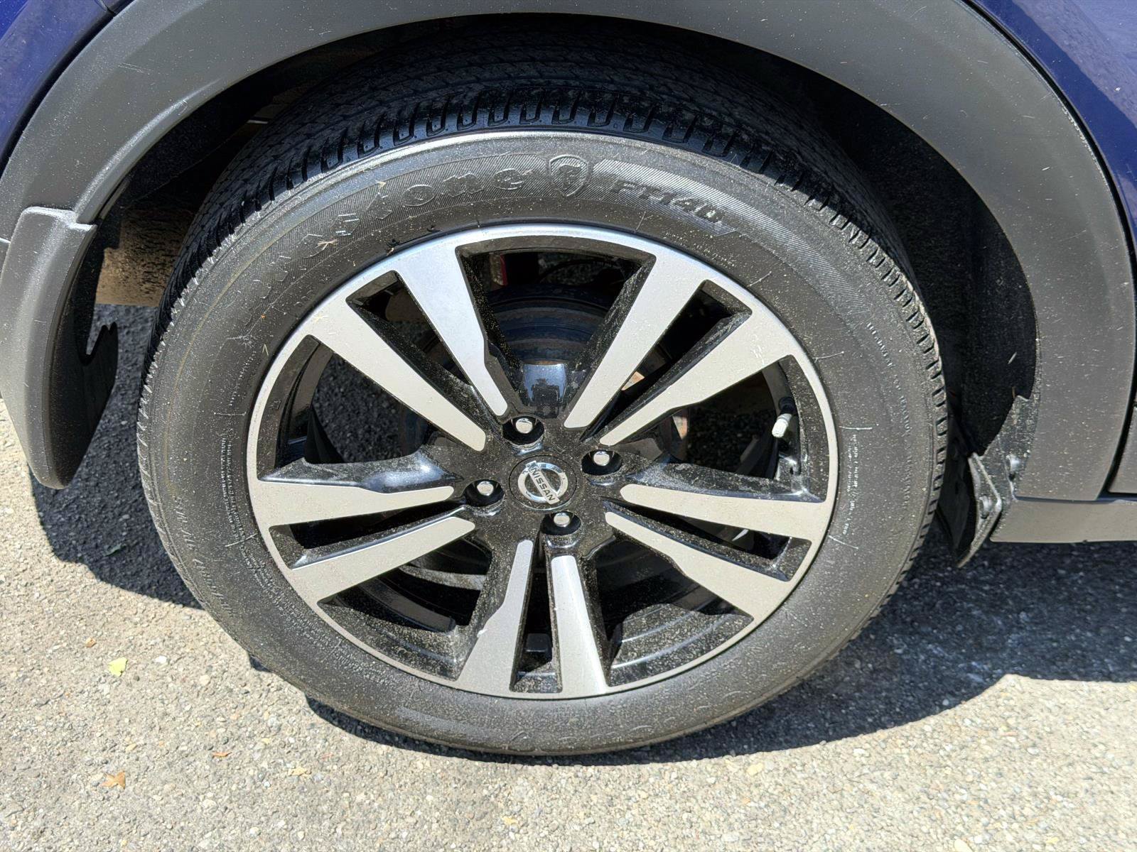 Used 2019 Nissan Kicks SV FWD image 7