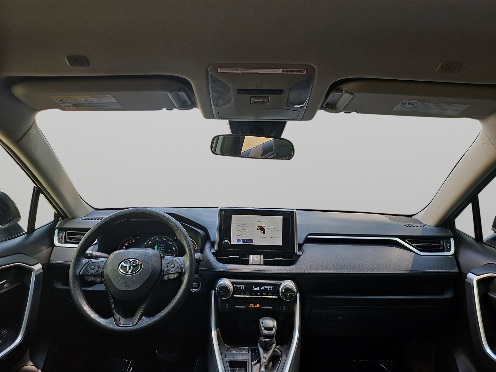 Used 2023 Toyota RAV4 XLE FWD image 33