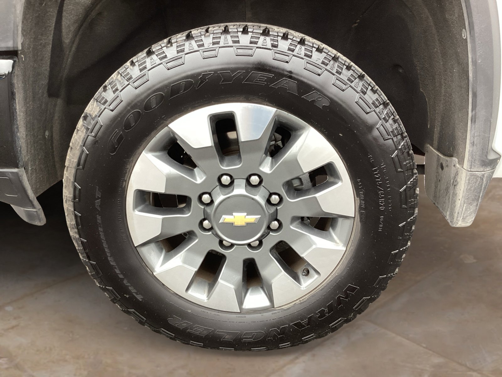 Used 2024 Chevrolet Silverado 2500 Custom w/ Custom Convenience Package image 31