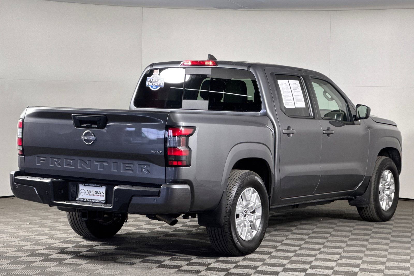 Used 2024 Nissan Frontier SV w/ SV Convenience Package RWD image 3