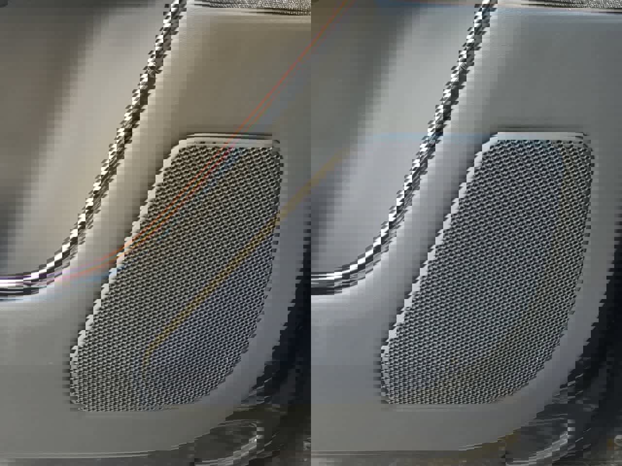 Used 2023 Land Rover Range Rover Sport SE Dynamic image 32