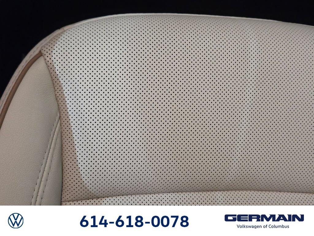 Used 2024 Buick Encore GX Avenir w/ Avenir Convenience Package AWD/4WD image 30