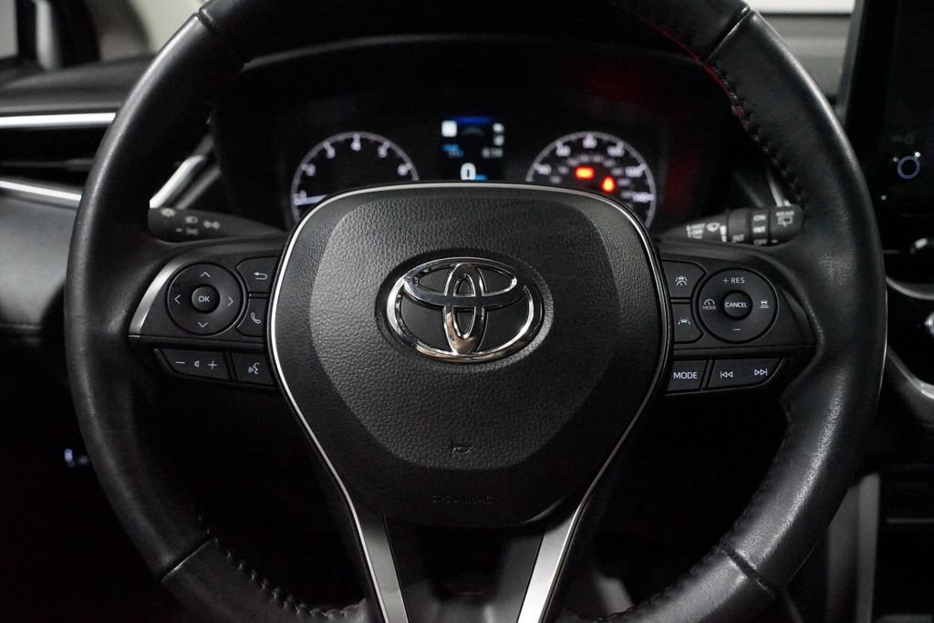 Certified 2024 Toyota Corolla Cross LE FWD image 12