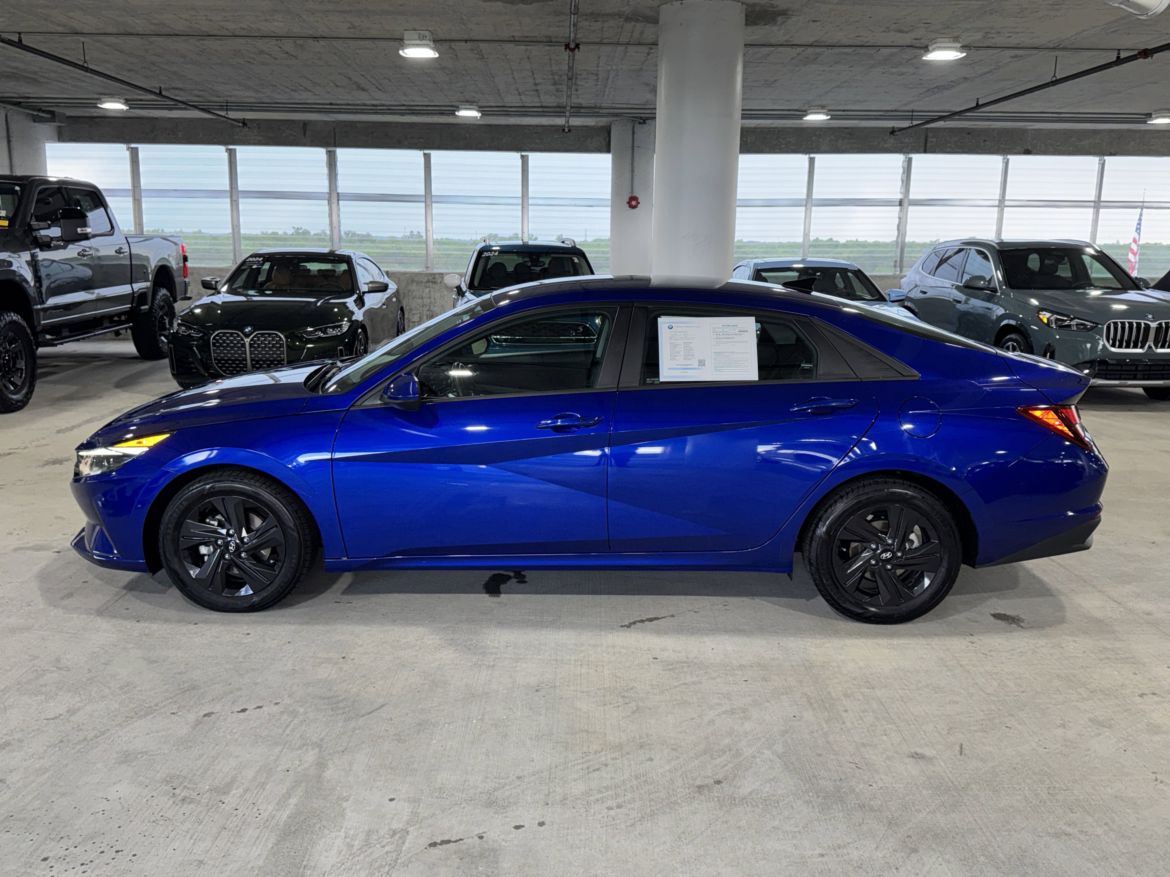 Used 2021 Hyundai Elantra SEL w/ Convenience Package image 5