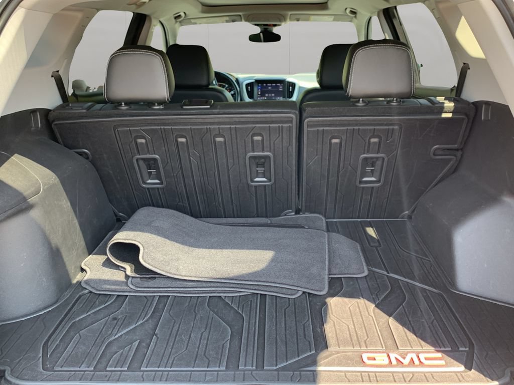 Used 2022 GMC Terrain SLT FWD image 10