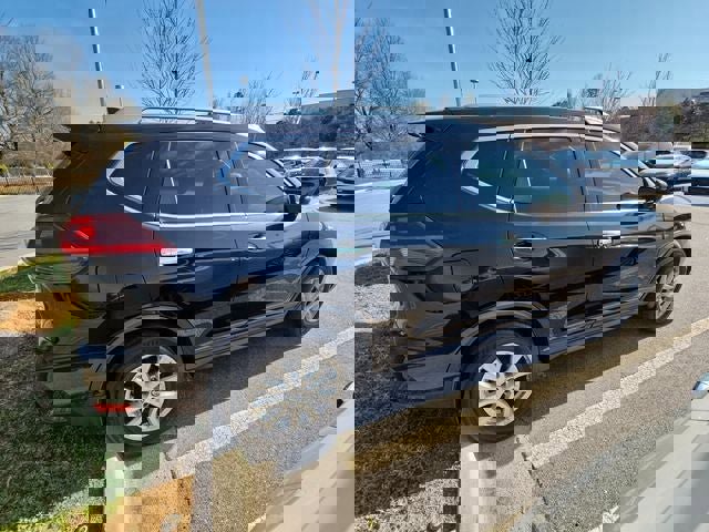 Used 2019 Nissan Rogue S w/ Special Edition Package image 9