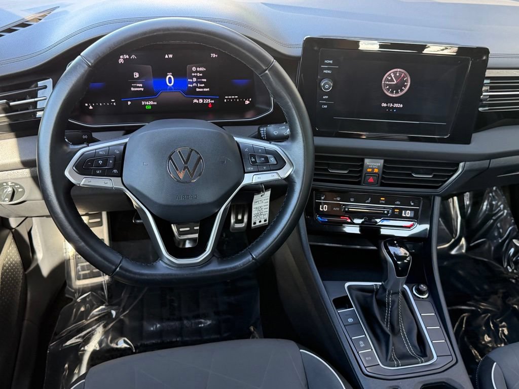 Used 2025 Volkswagen Jetta Sport FWD image 16