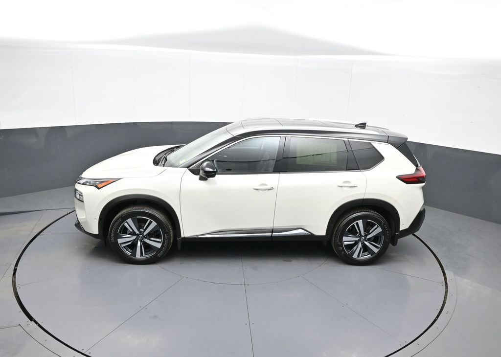 Used 2023 Nissan Rogue SL w/ SL Premium Package image 41
