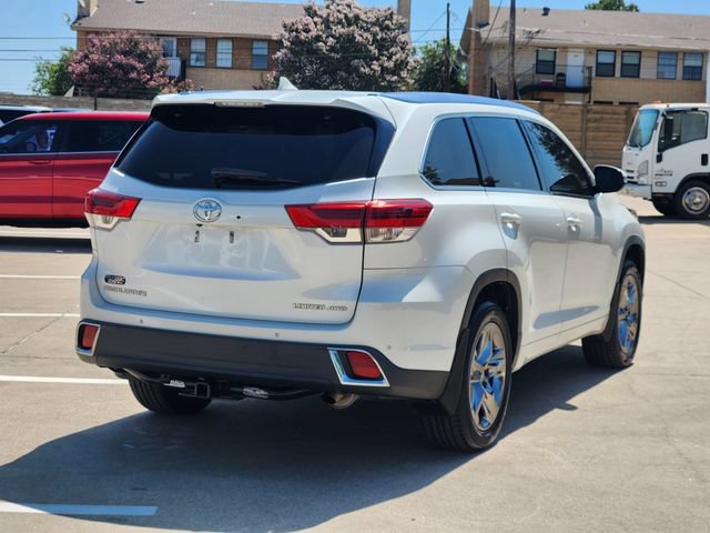 Used 2019 Toyota Highlander Limited Platinum AWD/4WD image 15