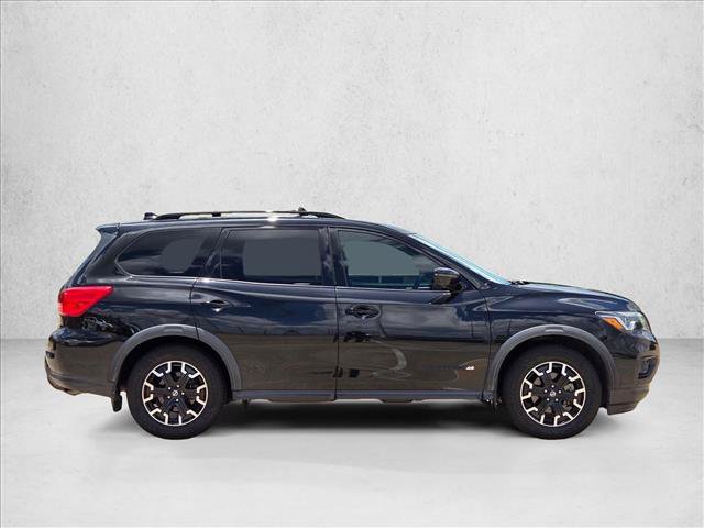 Used 2019 Nissan Pathfinder SL FWD image 4