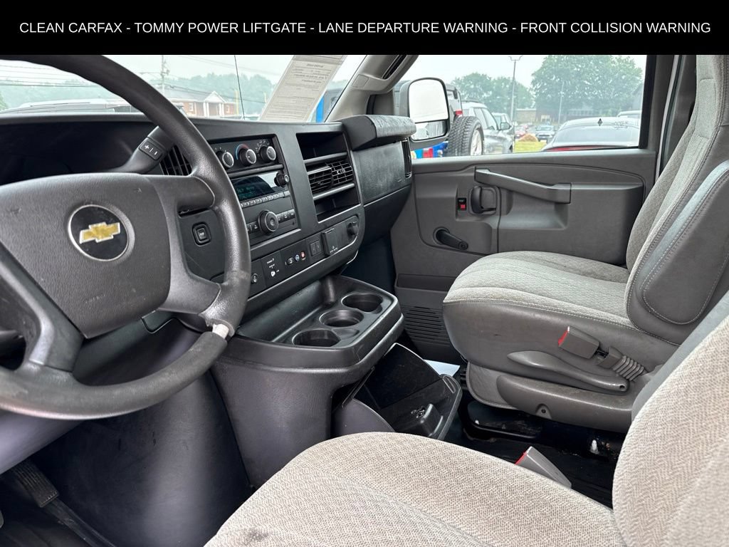 Used 2021 Chevrolet Express 3500 RWD image 8