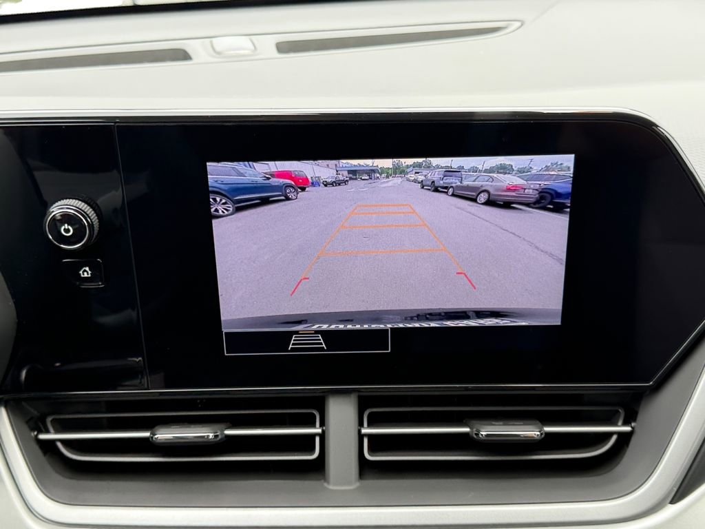 New 2026 Chevrolet Trax LS w/ LS Convenience Package FWD image 15