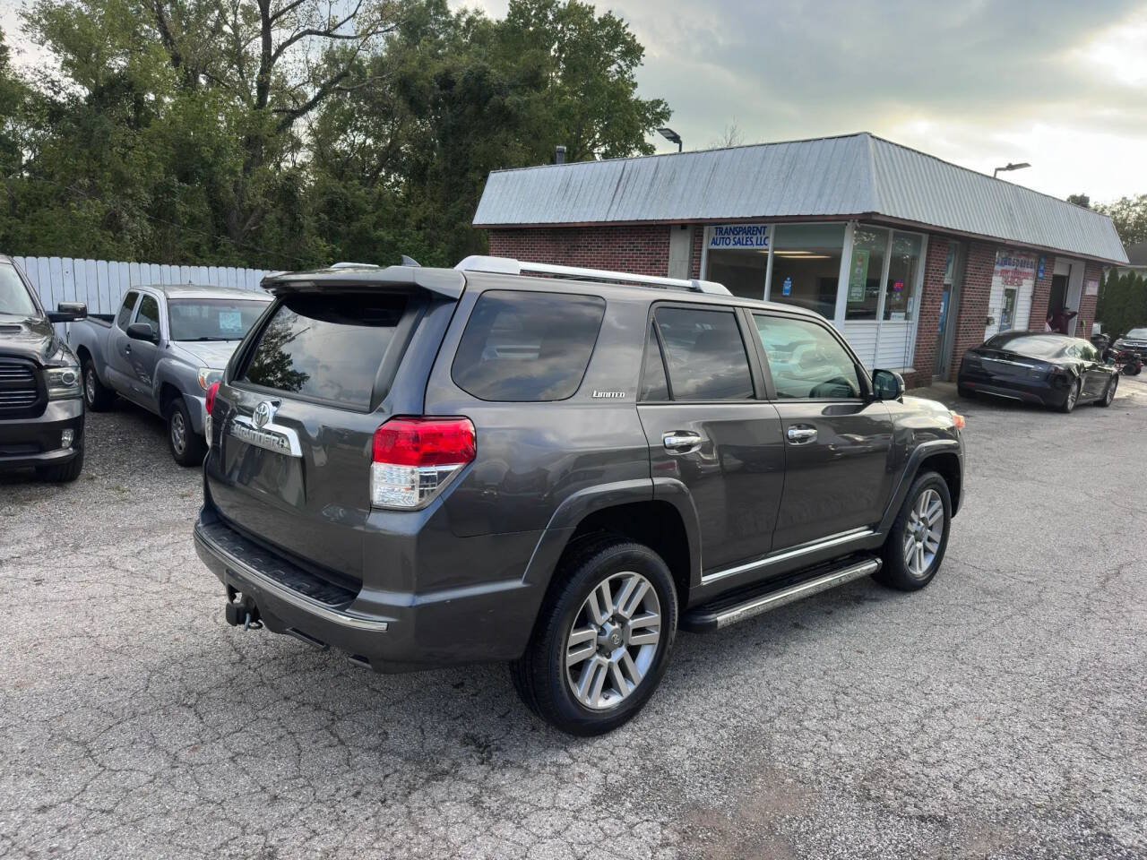 Used 2012 Toyota 4Runner Limited AWD/4WD image 6
