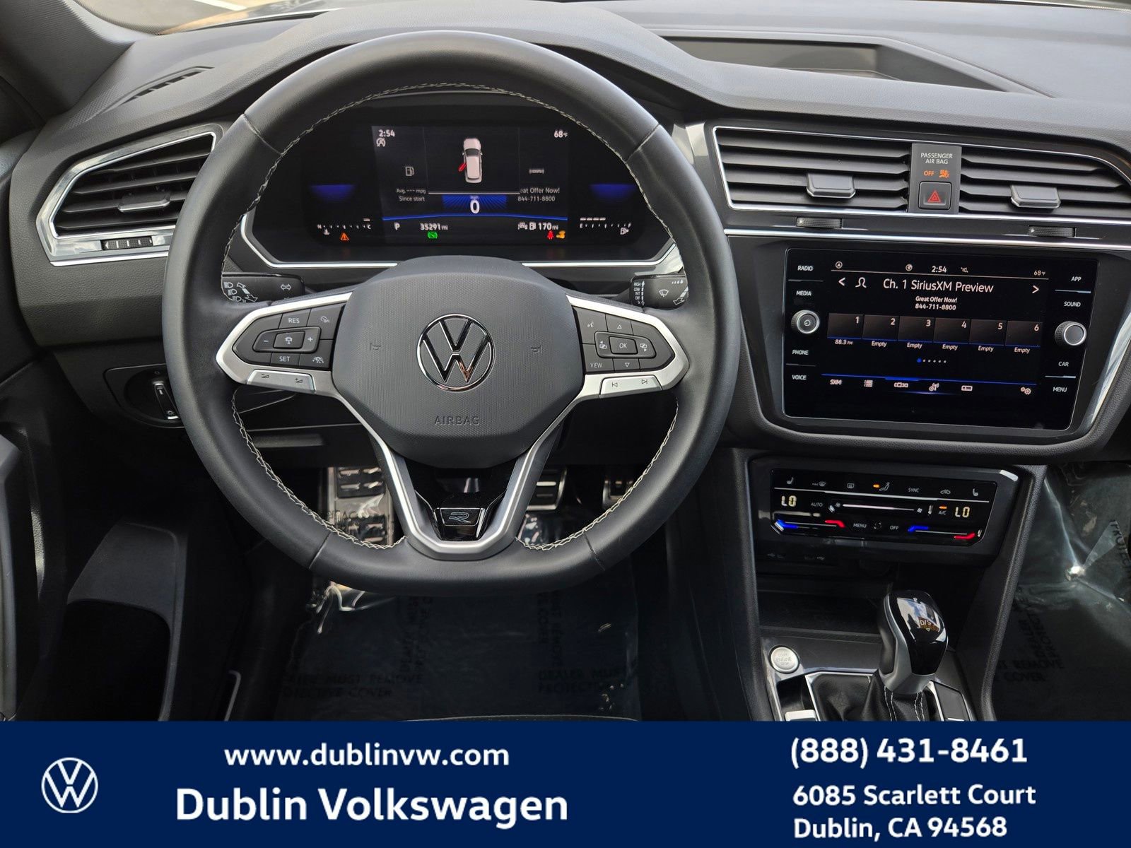 Certified 2023 Volkswagen Tiguan SE R-Line image 14