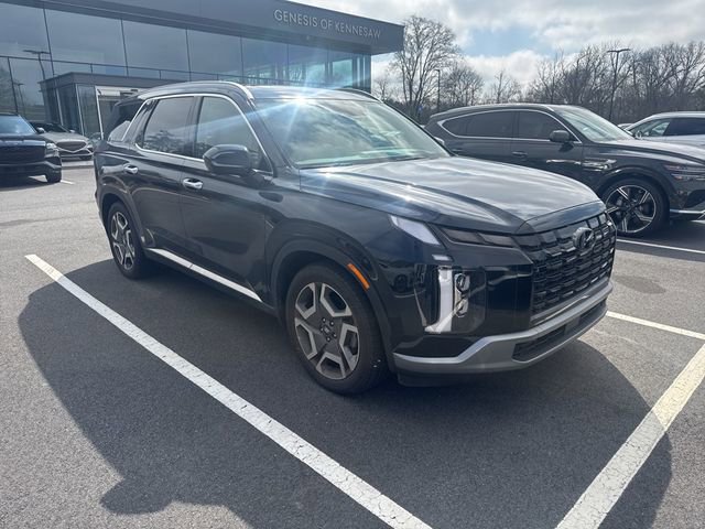 Used 2023 Hyundai Palisade Limited FWD image 1