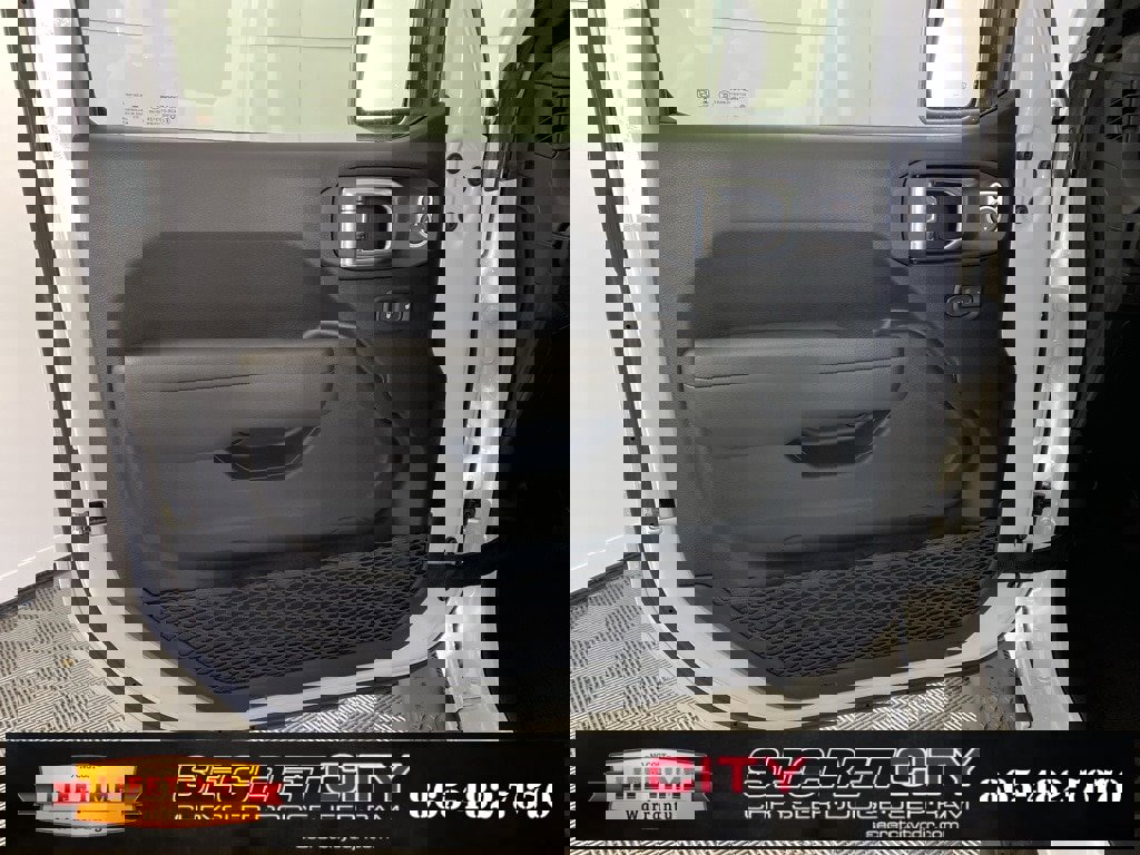 New 2026 Jeep Gladiator Mojave image 12