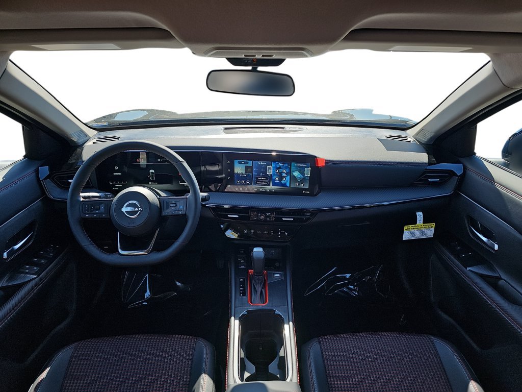 New 2027 Nissan Kicks SR w/ SR Premium Package FWD image 13