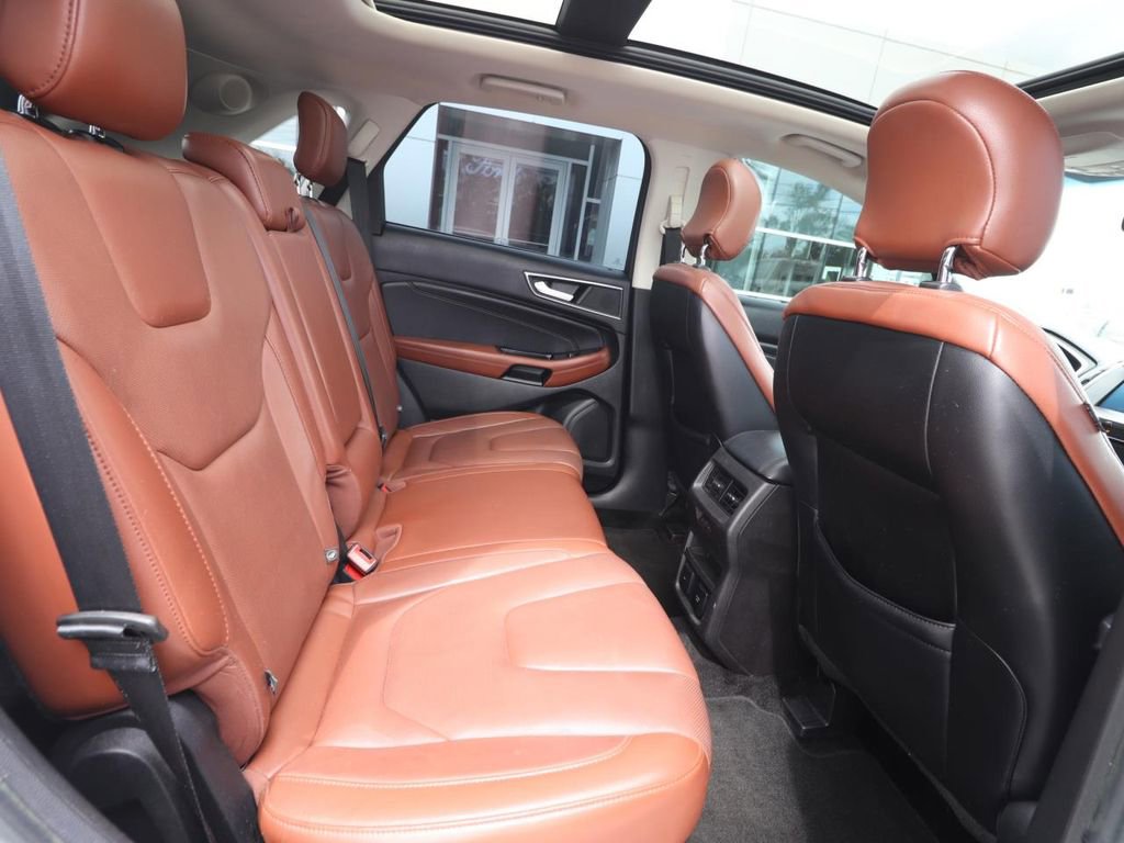 Used 2017 Ford Edge Titanium w/ Equipment Group 301A image 22