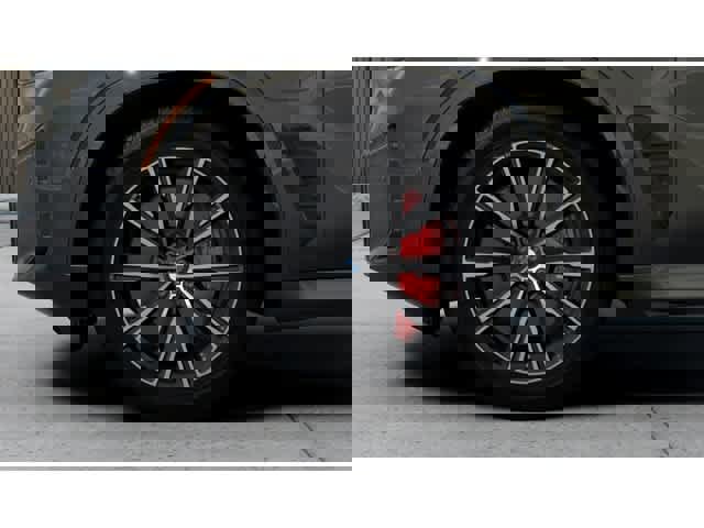 New 2026 BMW X5 xDrive50e w/ Executive Package image 7