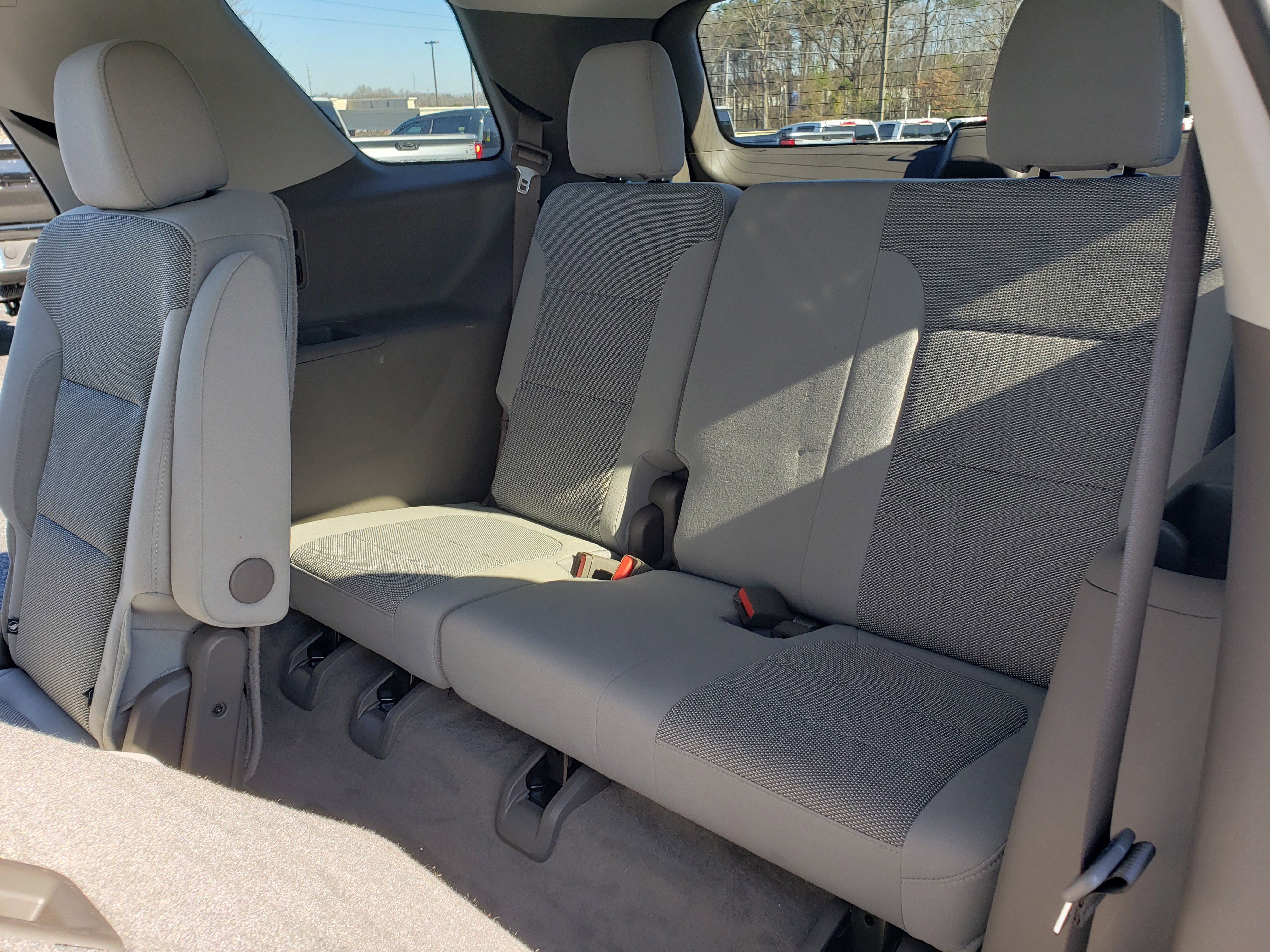 Used 2020 Chevrolet Traverse LT image 34