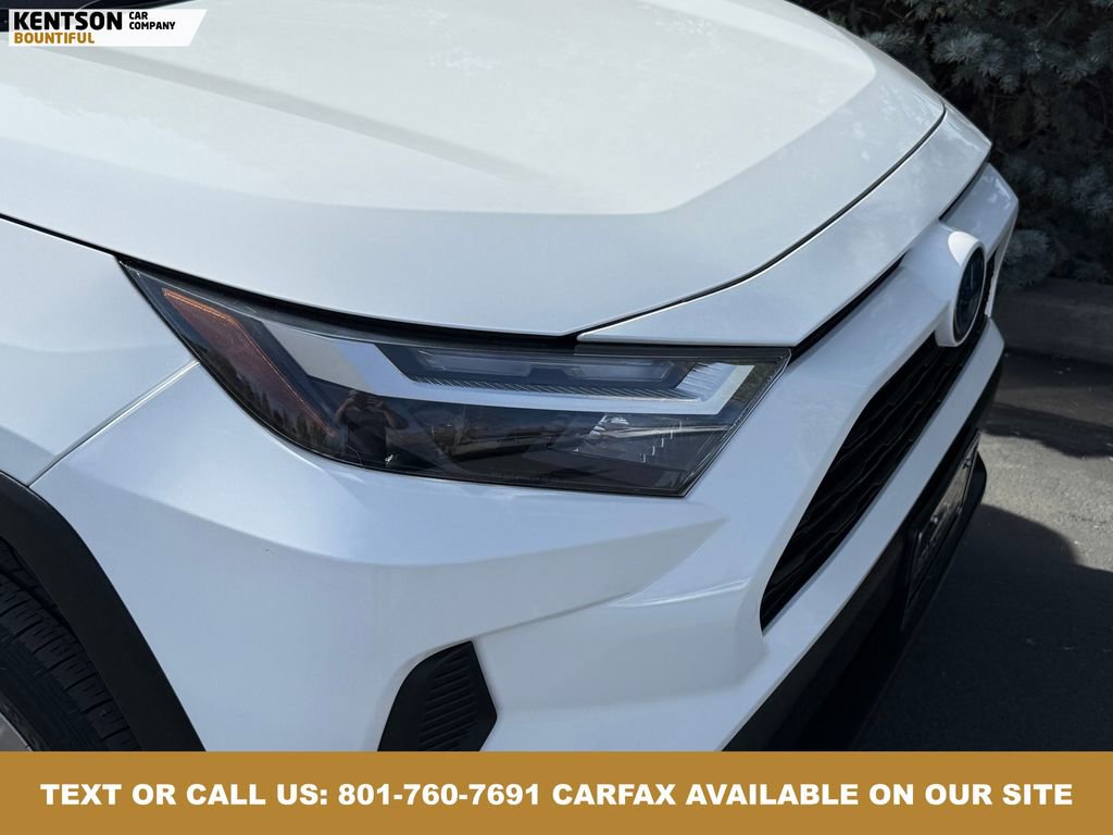 Used 2024 Toyota RAV4 LE image 21