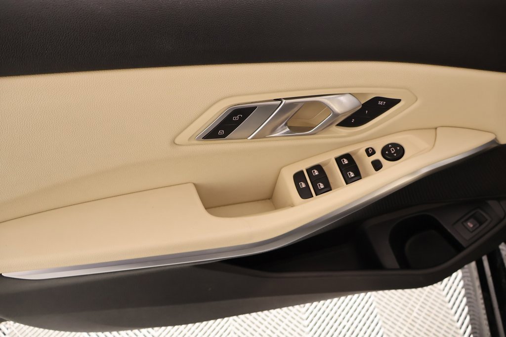 Used 2020 BMW 330i xDrive Sedan image 17