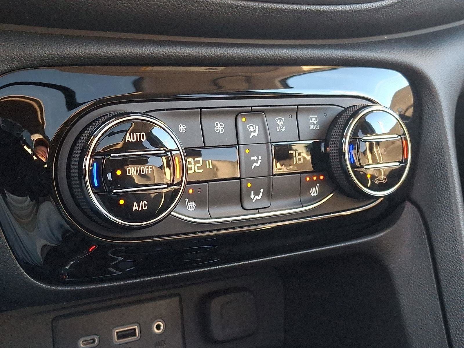 Used 2023 Buick Encore GX Essence w/ Experience Buick Package image 15