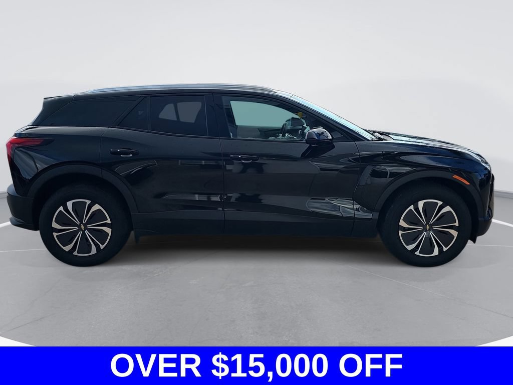 New 2024 Chevrolet Blazer EV LT AWD/4WD image 2