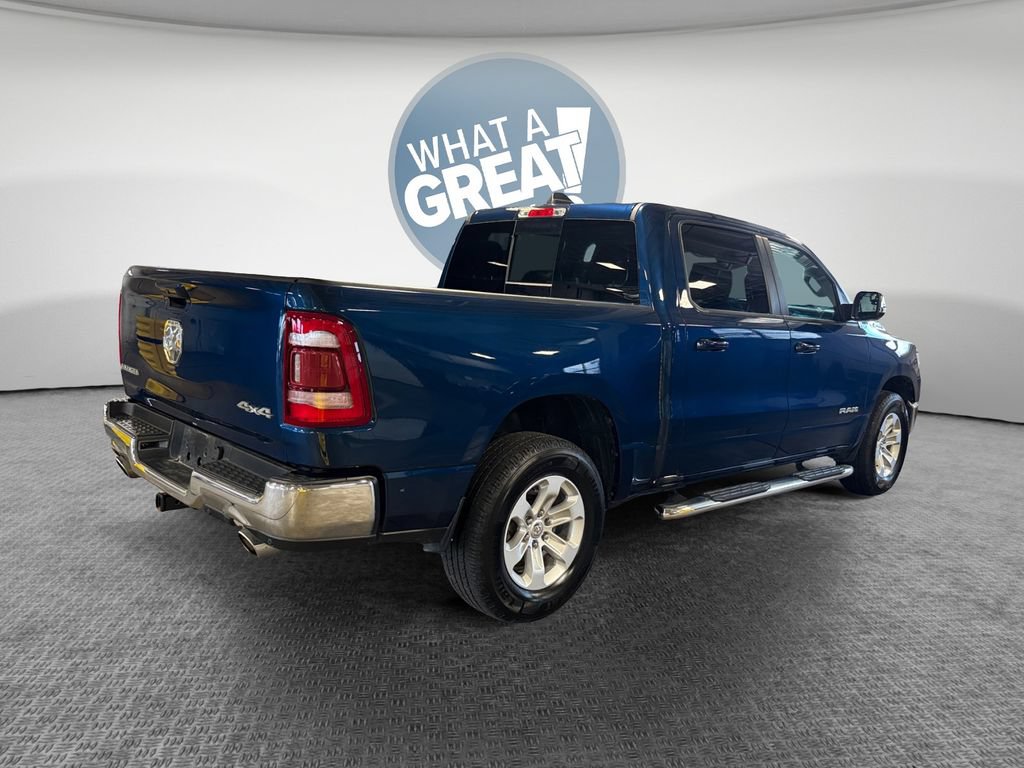 Used 2023 RAM 1500 Laramie AWD/4WD image 3